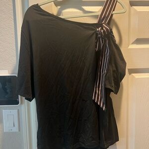 SHEIN Black Asymmetrical 3/4 Sleeve Blouse with Tie Front